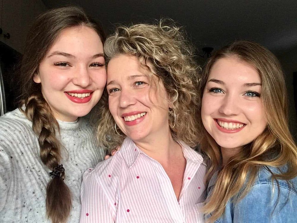 Christianne Beaulieu entourée de ses filles